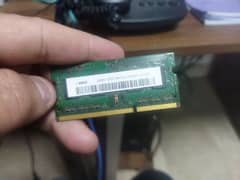 RAM 2 GB