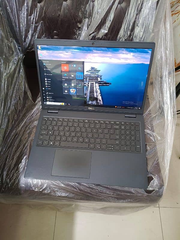 Dell 11th Gen C-i5 8GB RAM 256GB NVMe Best Condition BackLite Keyboard 8