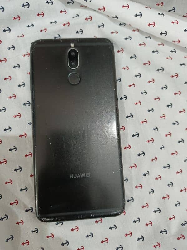 i am selling my huawai mate 10 lite in good condition 1