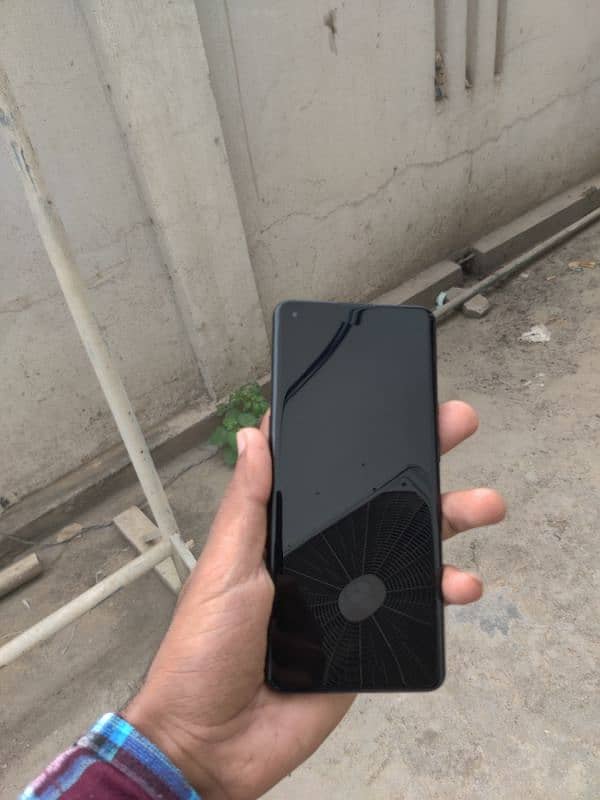 OnePlus 9 pro 256gb glass crack With Charger 100W 5