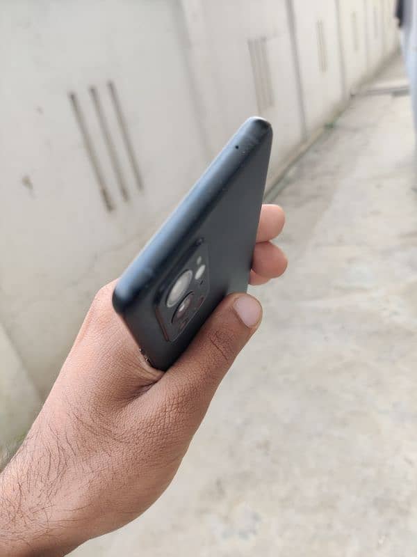 OnePlus 9 pro 256gb glass crack With Charger 100W 9