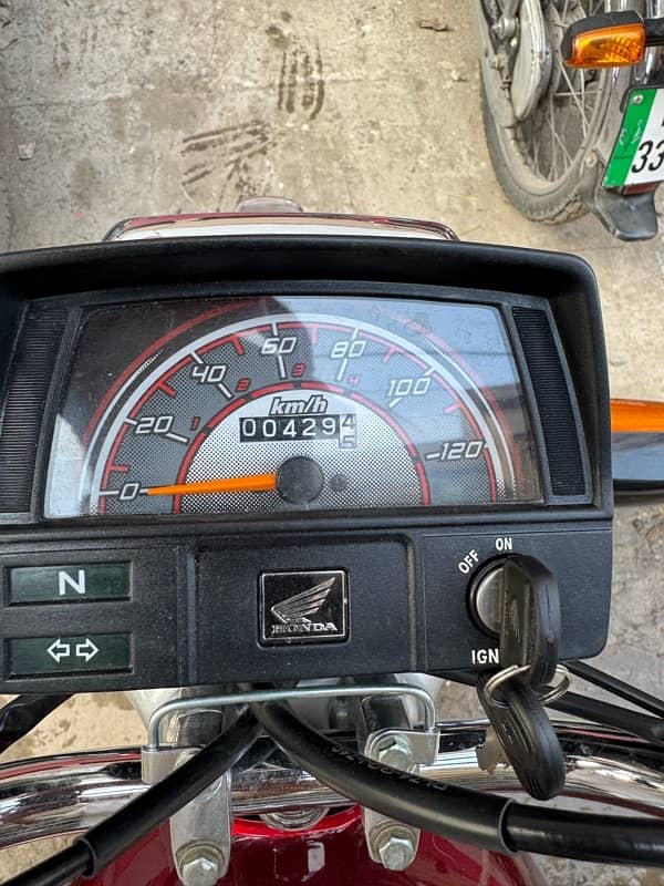 honda 70cc 10/10 condition 3