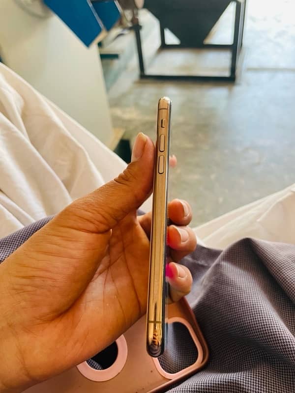 iPhone 11 pro 256GB FU 8