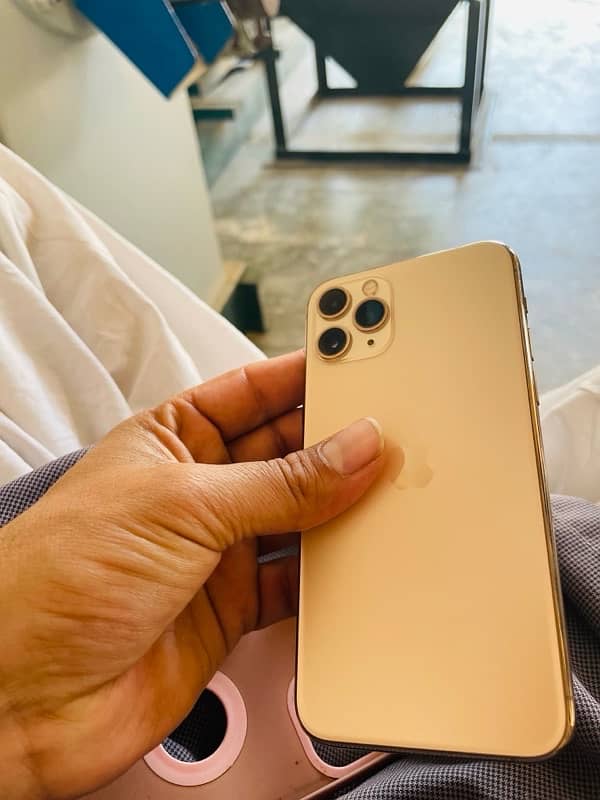 iPhone 11 pro 256GB FU 9