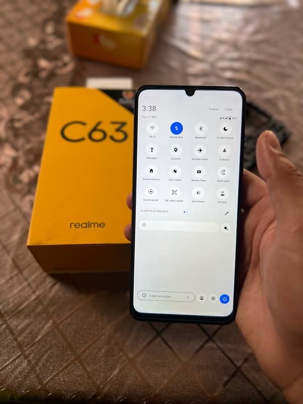 Realme c63 6/128 3