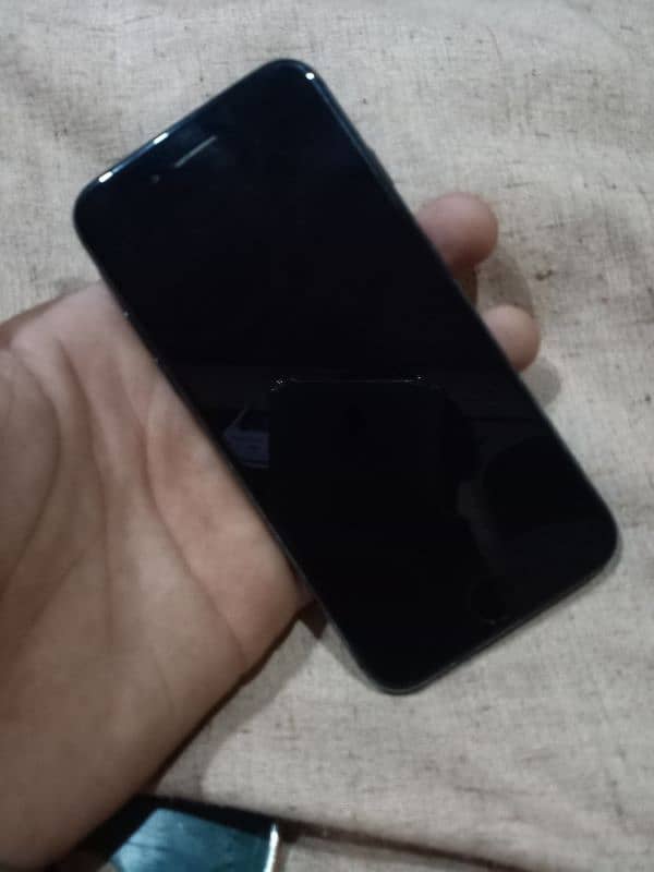 iPhone 7 for sale ic Ka masala ha Baki all ok ha 1