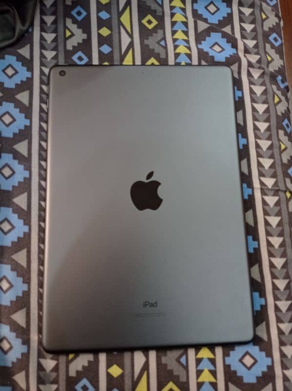 IPAD 8 Gen USA PURCHASED 1