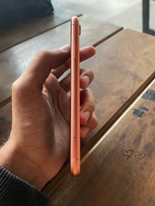 iphone XR PTA approved 1