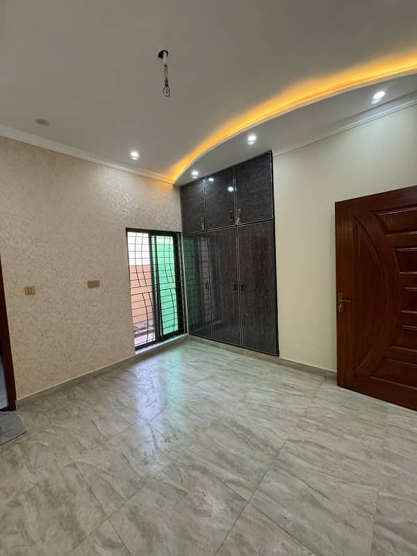 House for sale in lda approved block park view city 5