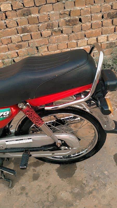 Full genuine first owner all documents available bio matric available 1