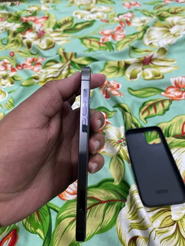 iphone 12 pro factory unlock non-pta 128 gb 4