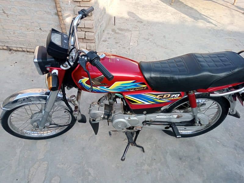 honda cd70 red 6