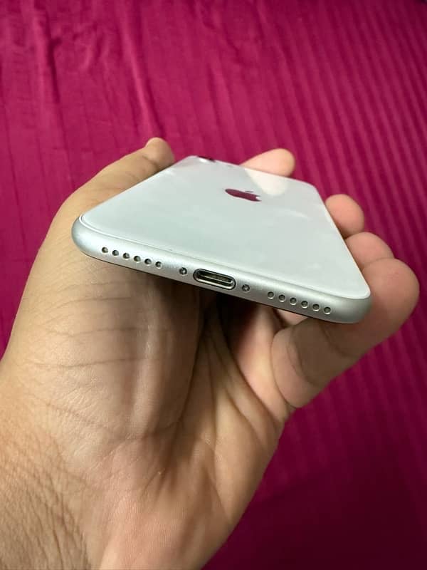 Iphone SE 2020 PTA Approved 5