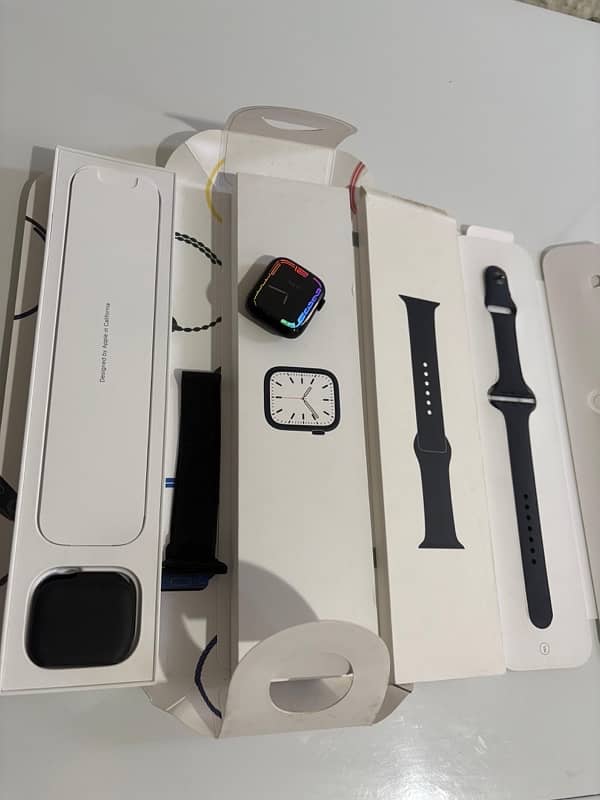 Apple Watch Series 7 with box 4