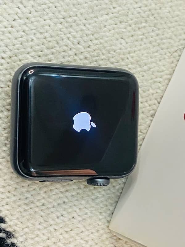 Apple watch series 3 42mm Nike + edition waterpack 12