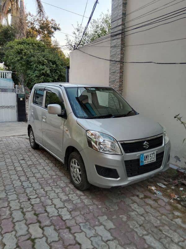 Suzuki Wagon R 2019 1