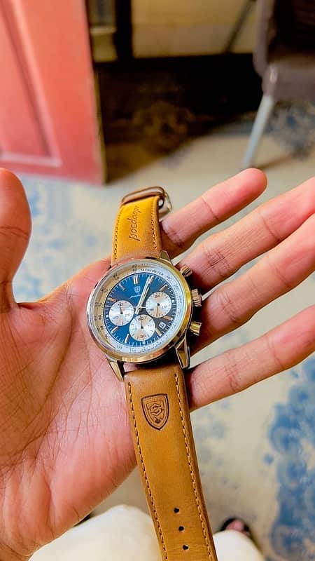 Chronograph Wristwatch 0