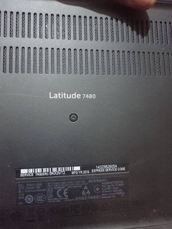 Dell. . . Latitude 7480 3