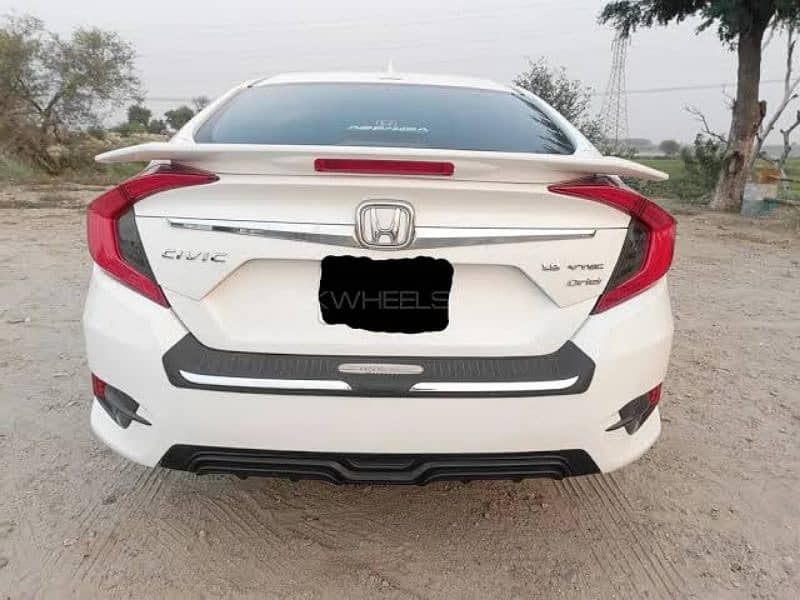 Honda Civic 2018 1