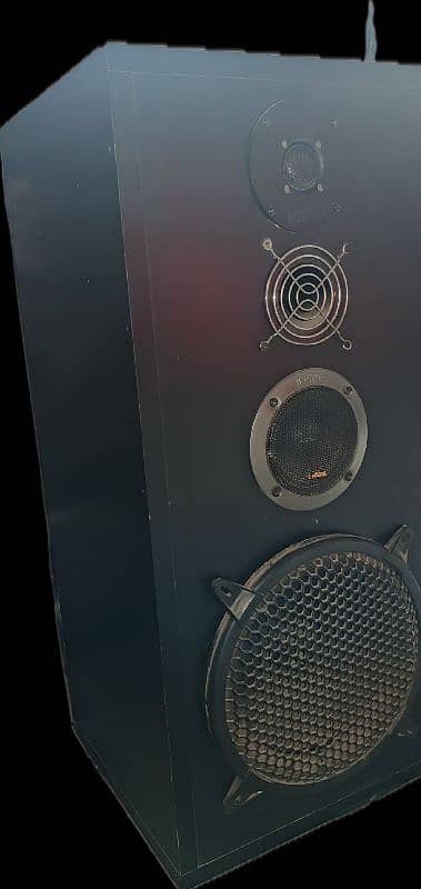 speaker high bass and high volume 1