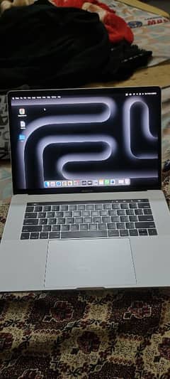 MacBook pro 2017