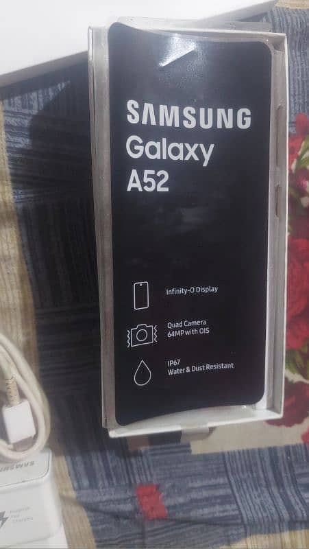 Samsung a52 with box and orgnal charger 10