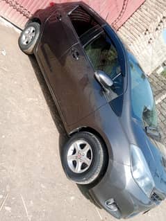 Toyota Vitz 2011