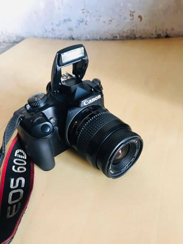 canon 1000d for sale no issue no open repair 3