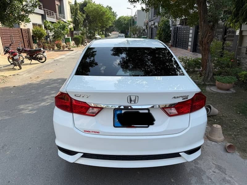 Honda City Aspire 2021 3