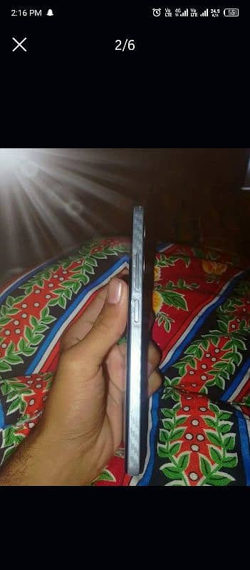 Infinix hot 30 16/128 with box no open repair back crack hai 4