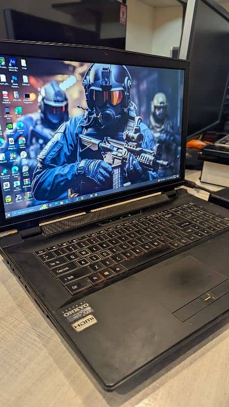 Gaming Sager celovo Powerfully High performance 17 inch Gaming laptop 0