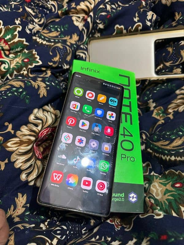 Infinix Note 40 Pro 6