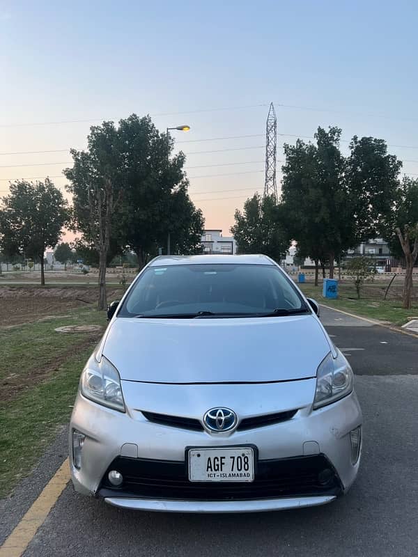 Toyota Prius 2016 10