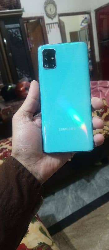 Samsung a51 1