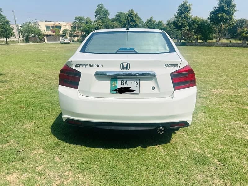 Honda City Aspire 2015 1