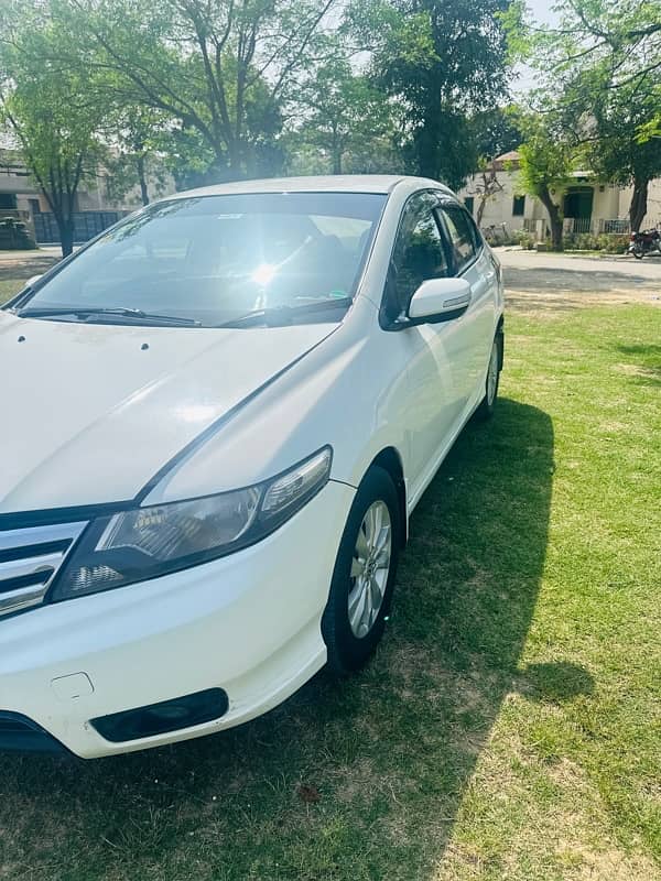 Honda City Aspire 2015 4