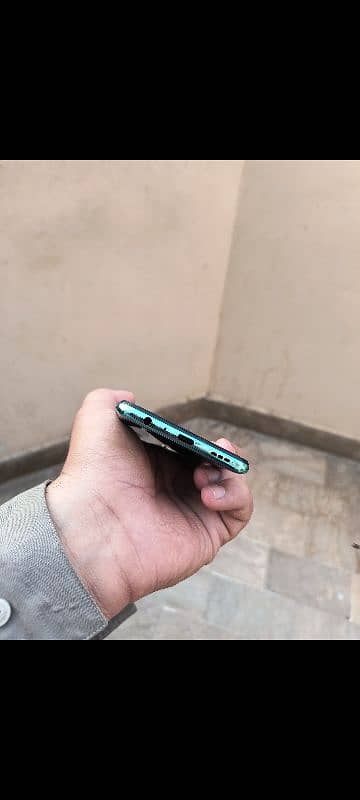 OPPO f19 pro 8+4/128 gb 5