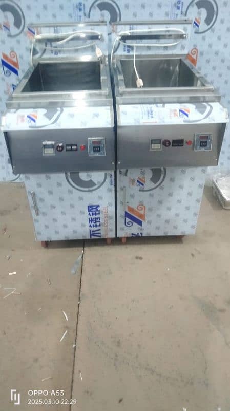 24L commercial fryer kitchen cafe cousin equipmen pizza oven conveyor 1