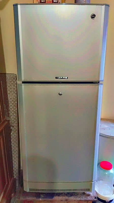 FRIDGE FOR SALE (Urgent) 1