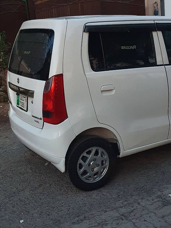 Suzuki Wagon R 2019 totally genuine 75k genuine milage 4