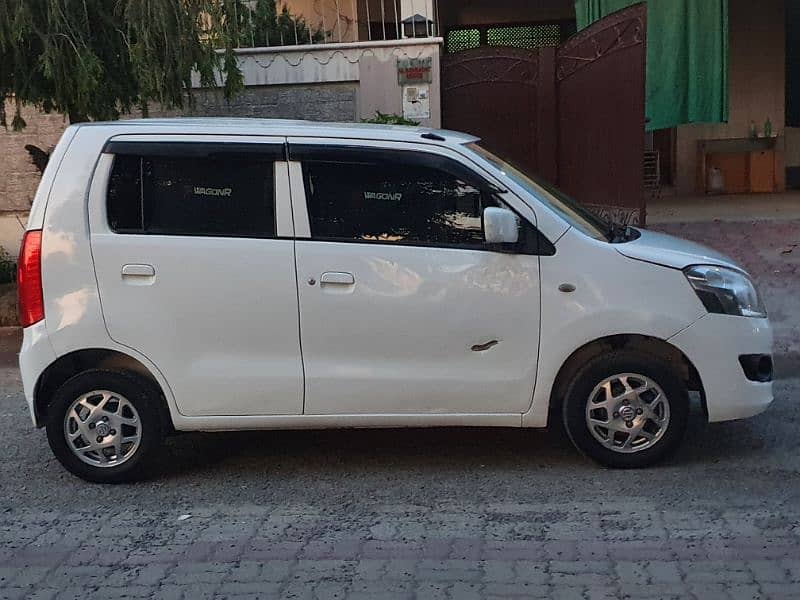 Suzuki Wagon R 2019 totally genuine 75k genuine milage 5