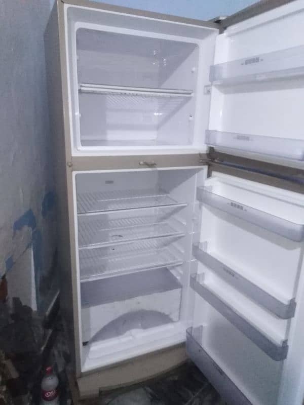 Dawlance new fridge Condition 10/10 no fult / 03022690101 1