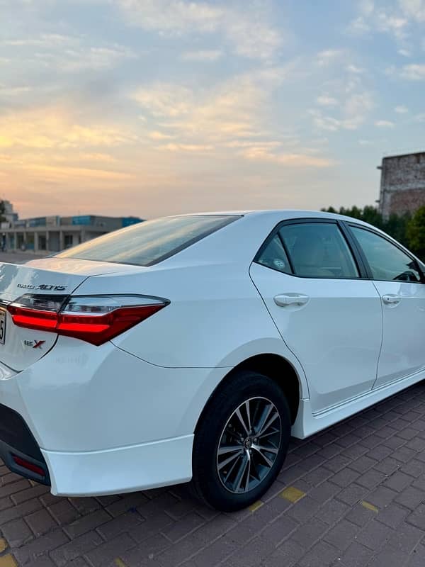 Toyota Corolla Altis dec 2020 registered 2021 6