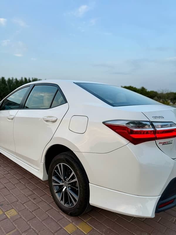 Toyota Corolla Altis dec 2020 registered 2021 7