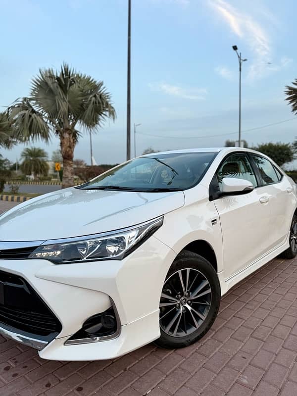 Toyota Corolla Altis dec 2020 registered 2021 9