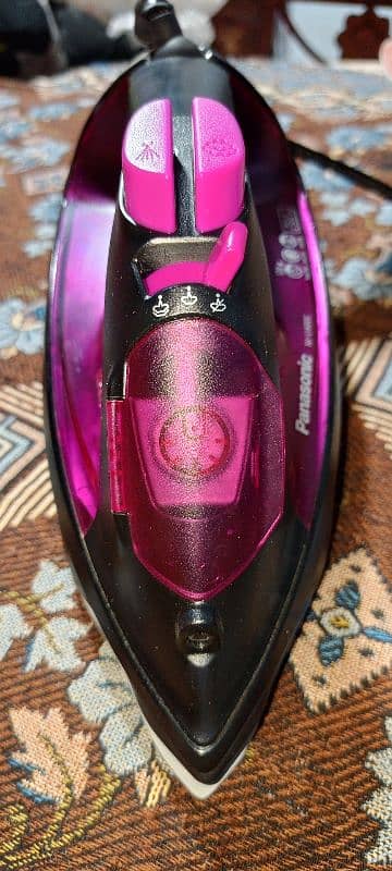 Panasonic NI-U400C Pink Brand New Steam Iron 7