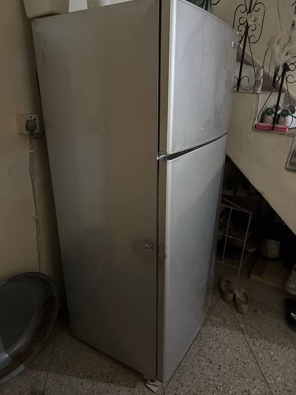 Electrolux fridge big size 3