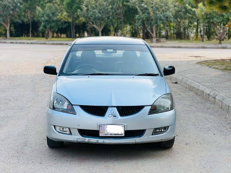 Mitsubishi Lancer 2005 1