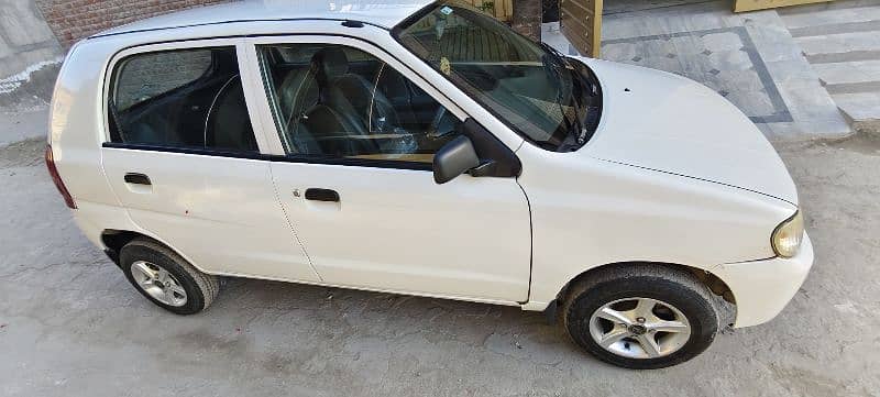 Suzuki Alto 2010 model good condition family use car 4