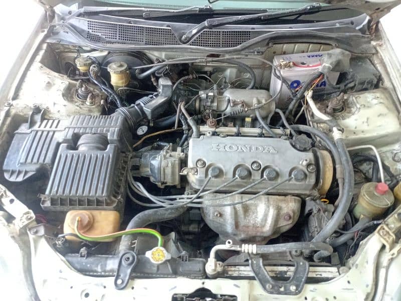 Honda Civic VTi 1997 18